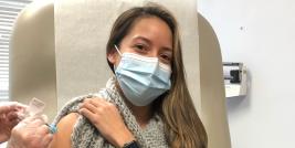 Athletic trainer receives vaccine